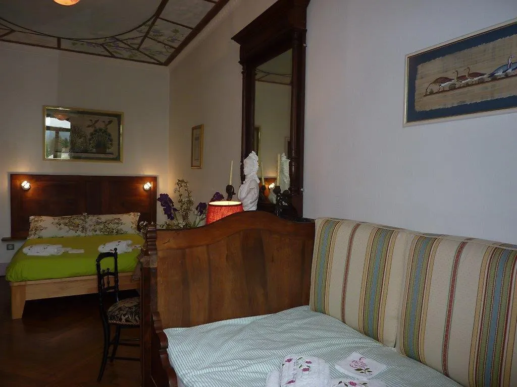 Bed & Breakfast Chambres D'Hotes L'Enclos Des Jacobins Saint-Girons